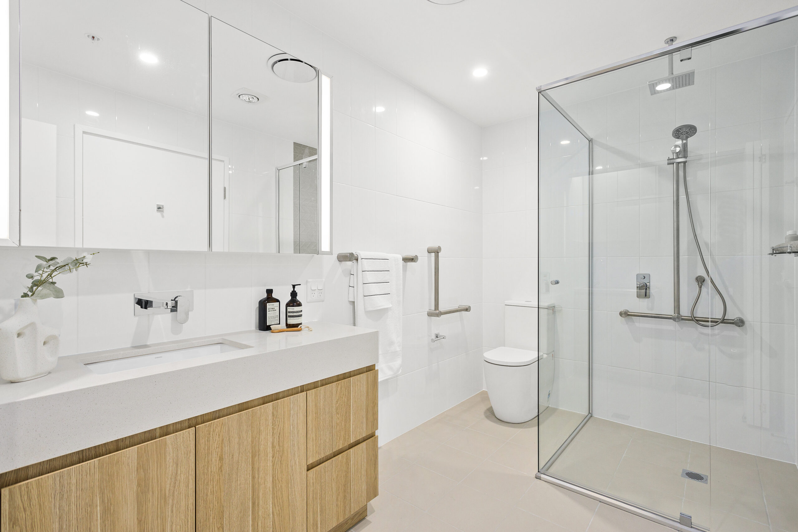 Bathroom - Shell Cove