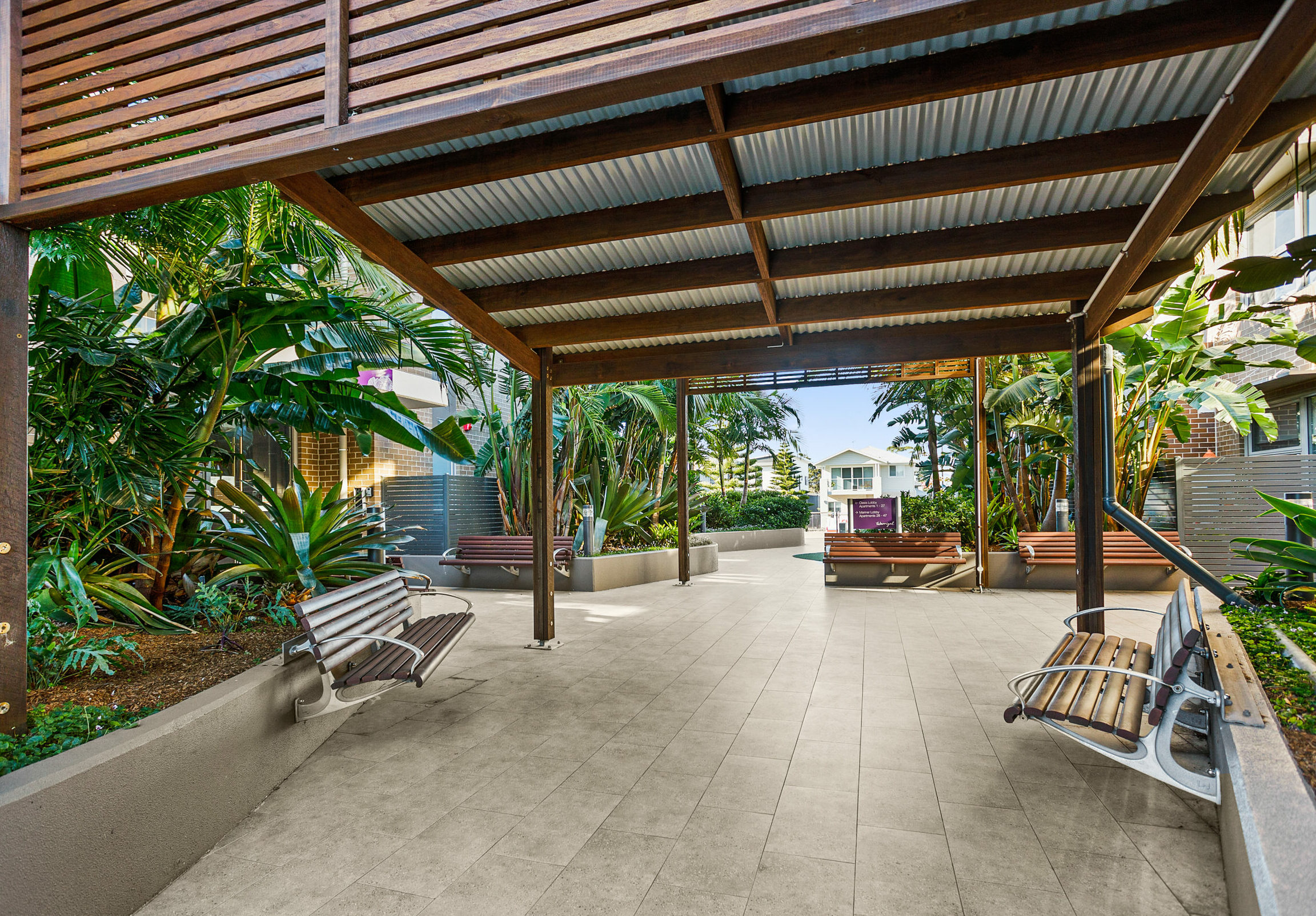 Shell Cove Common Garden Walkway