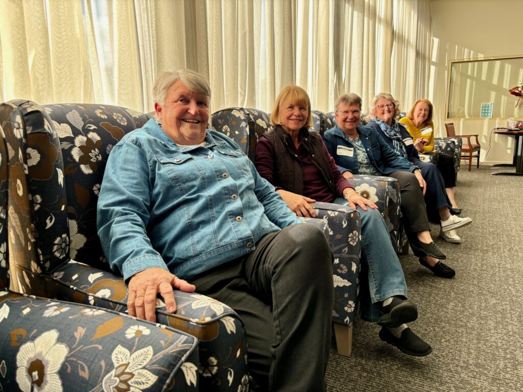 Volunteer cafes